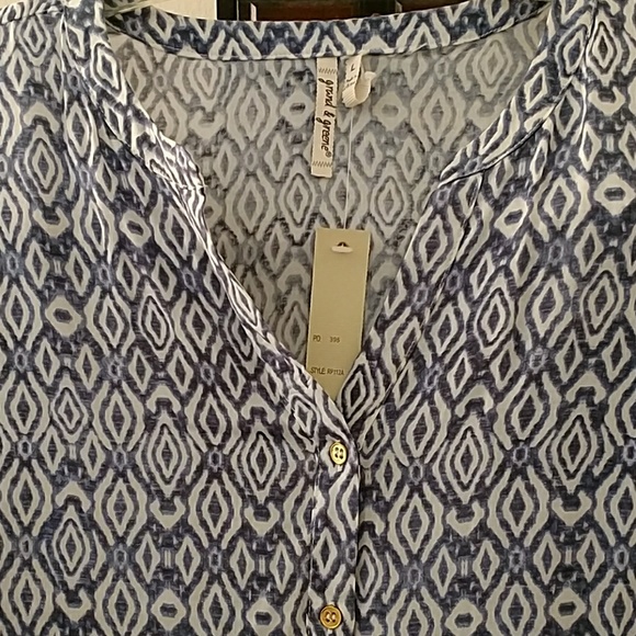 Tunic - Picture 3 of 4